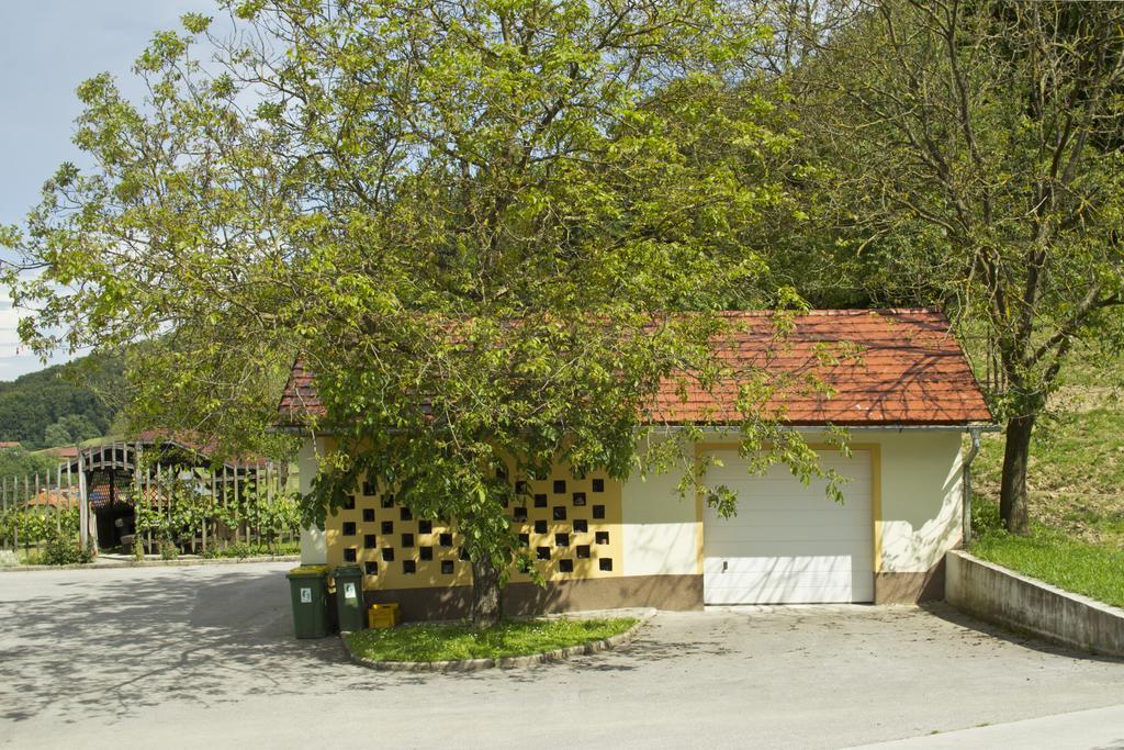 Vila Tourist Farm Mraz Podčetrtek Exteriér fotografie